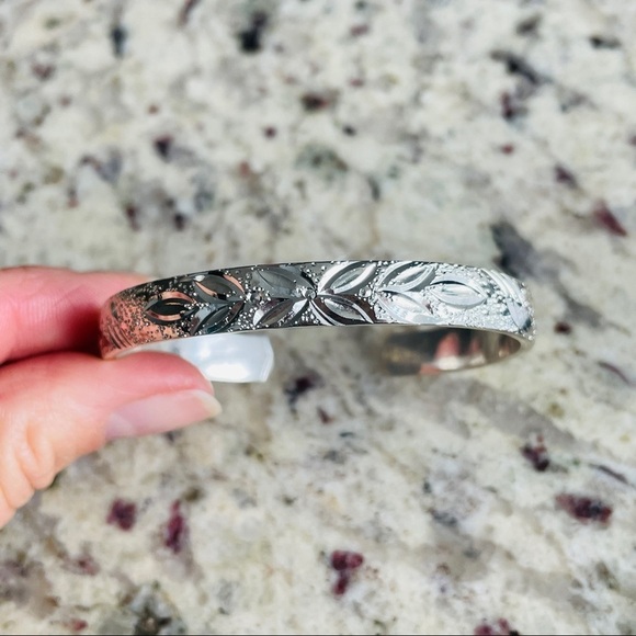 🌟 Sterling Silver Bracelets, Cuffs 🌟 ask for prices - Picture 4 of 12